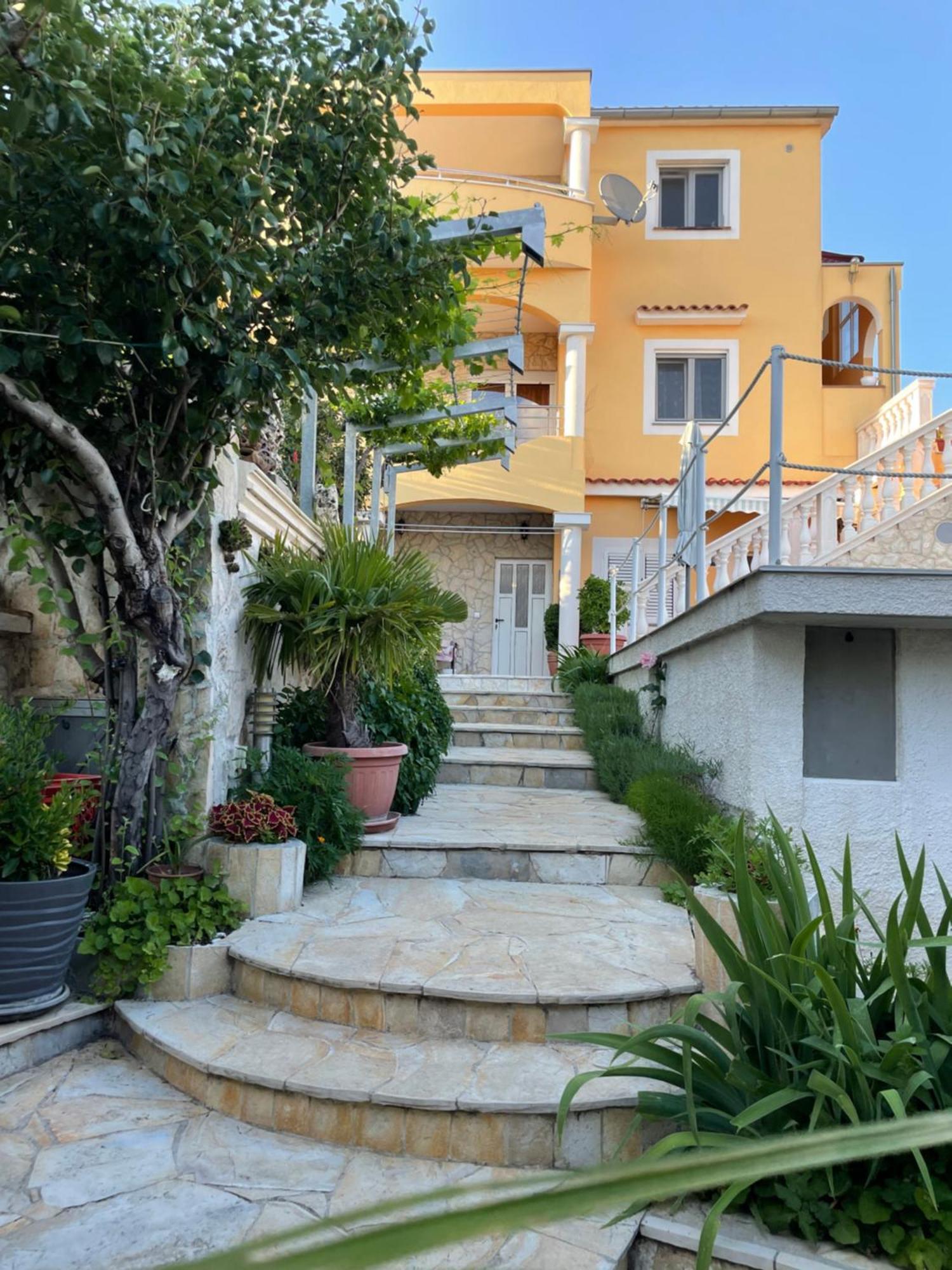 Apartments Villa Ra Zaboric Exterior foto