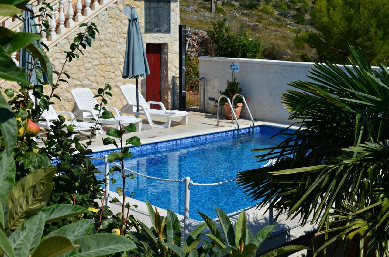Apartments Villa Ra Zaboric Exterior foto